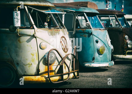 Rusty Rat VW Volkswagen Split Screen / panneau camping-cars à un VW Show. L'Angleterre. Vintage filtre appliqué Banque D'Images