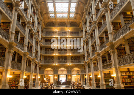 George Peabody Library Baltimore MD Banque D'Images