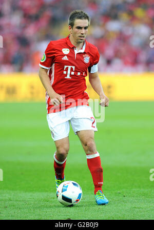 Finale de la coupe d'Allemagne au Stade Olympique de Berlin, le FC Bayern Munich vs Borussia Dortmund : Philipp Lahm de Munich. Banque D'Images