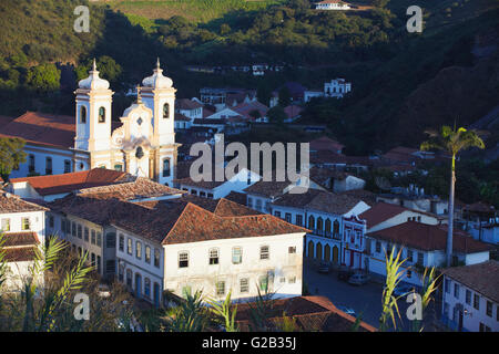 Vue sur Notre Dame de Pilar Église, Ouro Preto (Site du patrimoine mondial de l'UNESCO), Minas Gerais, Brésil Banque D'Images