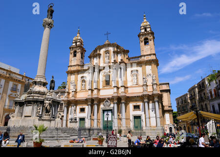 Façade baroque de Chiesa San Domenico (église de Saint Dominique) à Palerme, Sicile, Italie Banque D'Images