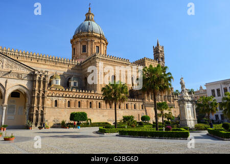 La cathédrale de Palerme (Notre Dame de l'Assomption) à Piazza Sett'Angeli, Palerme, Sicile, Italie Banque D'Images