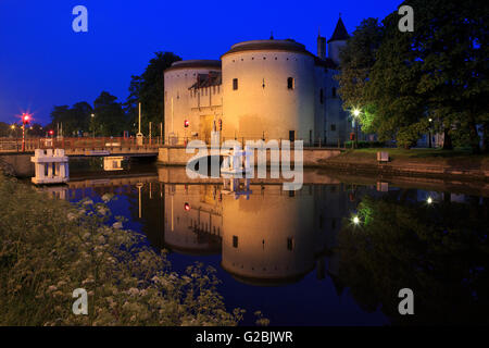 La cité médiévale porte Kruispoort (1400) à Bruges, Belgique Banque D'Images