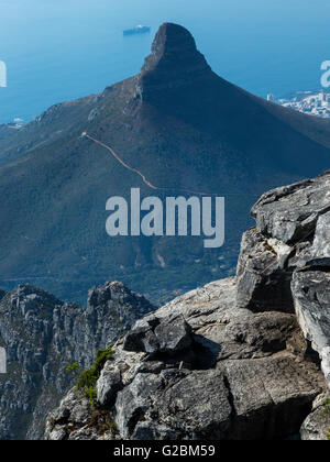 Lions Head depuis le sommet de la montagne de la table Banque D'Images