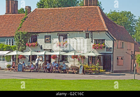 Finchingfield, Fox Inn, Essex, Angleterre, Banque D'Images