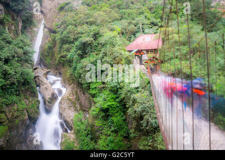 Cascade Pailon del Diablo dans Banos, Equateur Banque D'Images