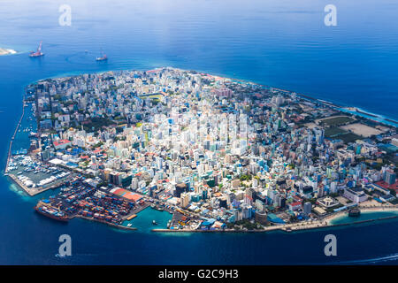 Homme, capitale des Maldives à partir de ci-dessus. Mâle vue aérienne Banque D'Images