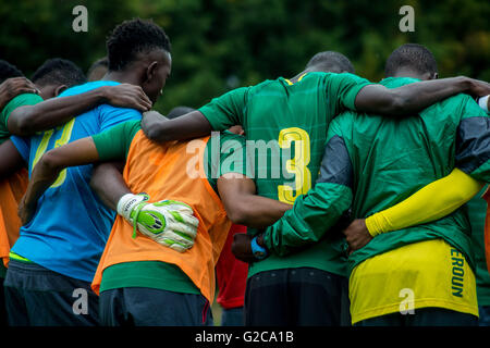 L'équipe nationale de football du Cameroun session de formation à Nantes, France. Banque D'Images