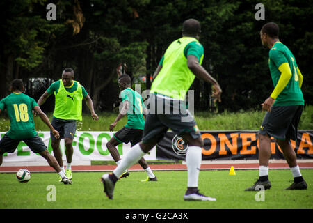 L'équipe nationale de football du Cameroun session de formation à Nantes, France. Banque D'Images