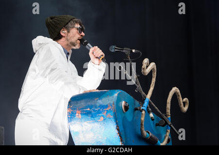 Super Furry Animals soutenir Manic Street Preachers au Liberty Stadium, Swansea. 28 mai 2016. Sur la photo : Gruff Rhys Banque D'Images