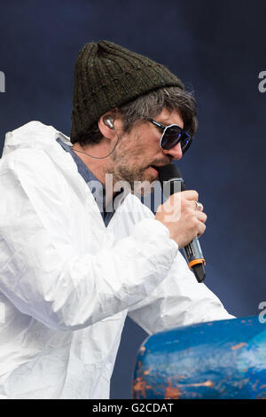 Super Furry Animals soutenir Manic Street Preachers au Liberty Stadium, Swansea. 28 mai 2016. Sur la photo : Gruff Rhys Banque D'Images