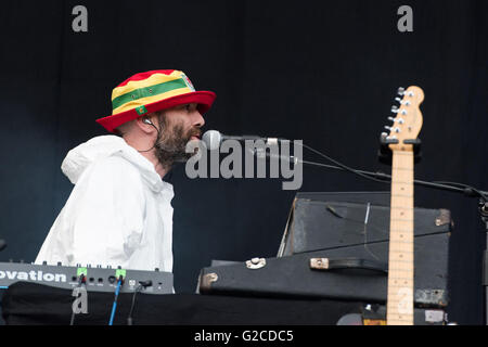 Super Furry Animals soutenir Manic Street Preachers au Liberty Stadium, Swansea. 28 mai 2016. Sur la photo : Cian Ciaran Banque D'Images