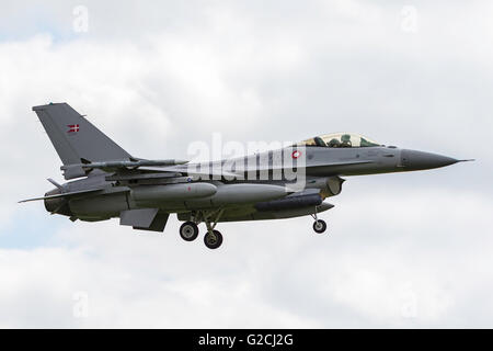 Royal Danish Air Force (Danske b comme Flyvevåben) General Dynamics F-16BM. Banque D'Images