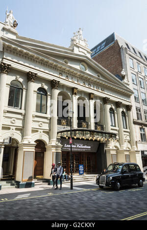 Le London Palladium Theatre, Argyll Street, Soho, London, England, UK Banque D'Images