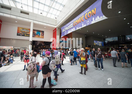 Excel, Londres UK. 27 mai 2016. MCM London Comic Con retourne pour 3 jours dans un festival d'animations avec des étoiles de geek et des comédies de science-fiction, fantasy et la série de super-héros qui ont comparu. Credit : Malcolm Park editorial/Alamy Live News. Banque D'Images