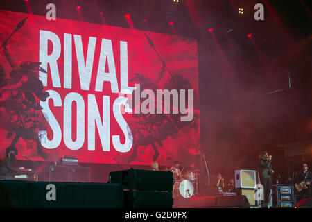 Lisbonne, Portugal. 27 mai, 2016. Rock in Rio de Lisbonne 2016 avec groupe de rock California "Rival Sons". Lisbonne, Portugal. Le 27 mai 2016 (photo de Gonçalo Silva) Credit : Gonçalo Silva/Alamy Live News Banque D'Images