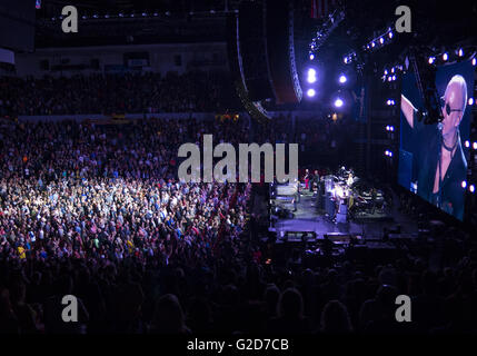 27 mai 2016 - San Diego, CA, USA - Le 27 mai 2016 - San Diego, Californie, USA - Le qui joue au cours de la tournée qui Hits 50 à San Diego, CA. (Crédit Image : © KC Alfred via Zuma sur le fil) Banque D'Images