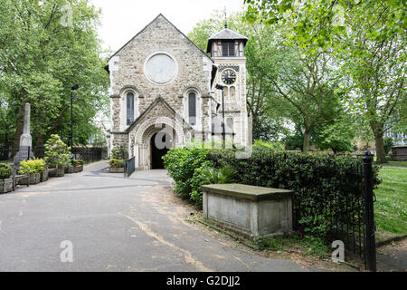 St Pancras Old Church et une partie de l'enclos paroissial, London, England, UK Banque D'Images