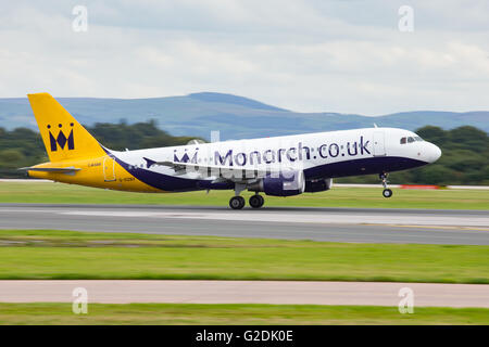 Monarch Airlines Airbus A320 Banque D'Images