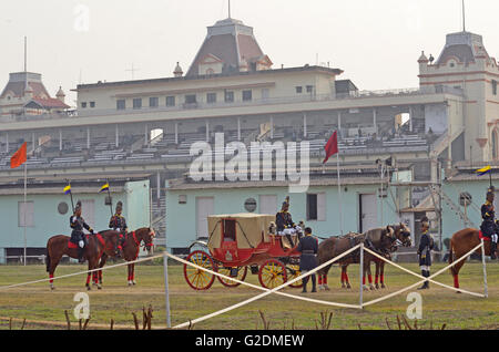 Affichage par l'armée indienne au cours de Vijay Divas, pour commémorer la victoire historique et décisif sur le Pakistan, Kolkata, Inde Banque D'Images