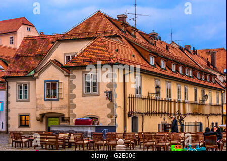 Maribor - Slovénie - Podravska Dravska ulica -accueil avec la plus vieille vigne dans le monde Banque D'Images