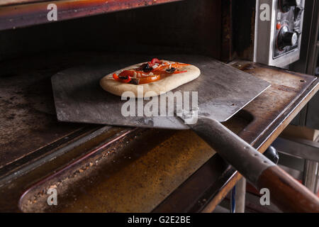 Vegetble à pâtisserie four chaud sur spoon Banque D'Images