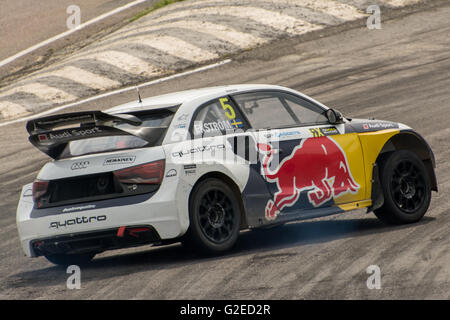 Lydden Hill, Kent, UK. 29 mai, 2016. Mattias Ekstrom pilote de Rallycross (SWE) et EKS (SWE) lors de la finale du Championnat du monde des voitures de sport à Lydden Hill Circuit (Photo par Gergo Toth / Alamy Live News) Banque D'Images