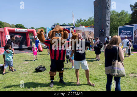 Christchurch, Dorset, UK. 29 mai 2016. Bournemouth 7 Festival. Événement annuel à Bournemouth Club Sportif. Credit : Gillian Downes/Alamy Live News. Banque D'Images