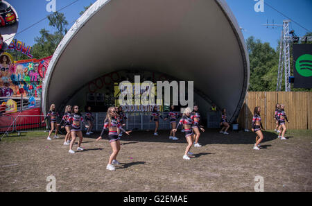 Christchurch, Dorset, UK. 29 mai 2016. Bournemouth 7 Festival. Événement annuel à Bournemouth Club Sportif. Credit : Gillian Downes/Alamy Live News. Banque D'Images