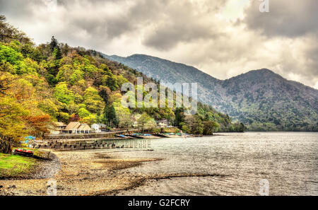 Le lac Chuzenji dans le Parc National de Nikko Banque D'Images