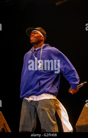 50 cent , cinquante cent d'effectuer sur la scène principale au Festival de lecture 2004, Angleterre, Royaume-Uni. Banque D'Images