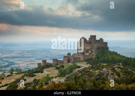 Le Château de Loarre, Huesca, Espagne. Pre-Pyrenees d'Aragon. Banque D'Images