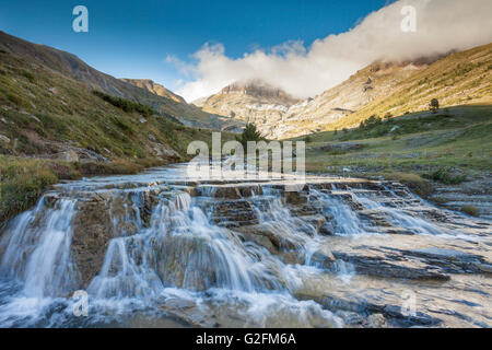 Aisa vallée dans les Pyrénées, Huesca, Aragón, Espagne. Banque D'Images