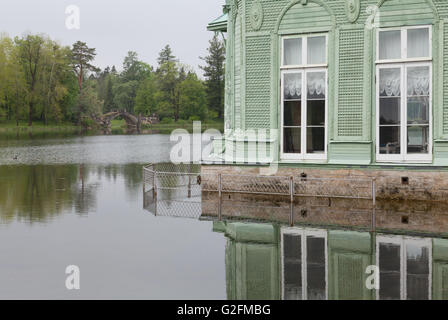 Pavillon de Vénus dans le Palace, situé sur l'île de l'amour. Gatchina, Oblast de Léningrad, en Russie. Banque D'Images