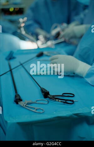 Les instruments chirurgicaux Banque D'Images