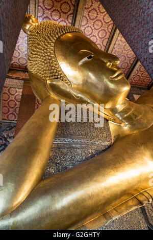 Temple du Bouddha couché, Wat Pho (Wat Po), Bangkok, Thaïlande Banque D'Images
