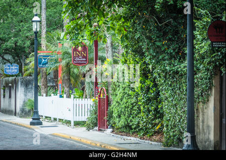 Bed & Breakfast inns sur Charlotte Street, dans la vieille ville de Saint Augustine, Floride, USA. Banque D'Images