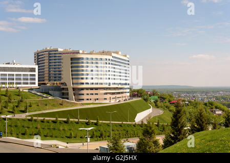 La célèbre chaîne d'hôtels Hilton Garden Inn, à Oufa, République de Bachkirie, Fédération de Russie Banque D'Images