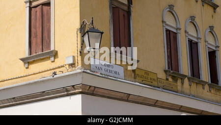 Les plaques de rue Venice Banque D'Images