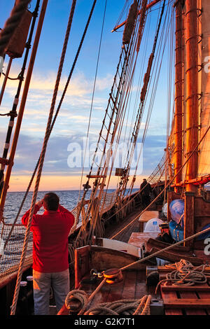 Pont du Tall Ship Albatros sous voiles Banque D'Images