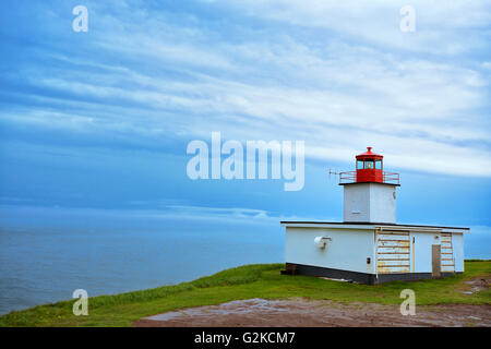 Cape d'Or le phare sur la baie de Fundy, où il se jette dans le canal Minas près d'Advocate Harbour Nova Scotia Canada Banque D'Images