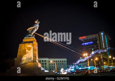 Automne le monument de Lénine à Kharkiv, Ukraine Banque D'Images