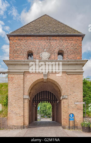 La porte de la ville médiévale de Norre port de Halmstad en Suède. Banque D'Images