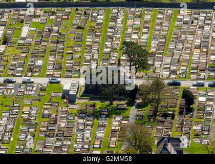 Par antenne, nouveau cimetière, Bohermore, cimetière central avec des tombes de pierre, Galway, le comté de Clare,,,, de l'Europe, vue aérienne, Banque D'Images