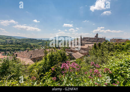 Vue panoramique sur le Palais d'Urbino en Italie Banque D'Images