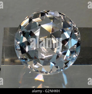 L'Pramaha Vichien Maui diamond, mesurée à 105 carats. Datée 2014 Banque D'Images