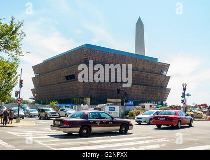 Washington DC, vers août 2015 : Le National Museum of African American History and Culture (NMAAHC) est en construction. Banque D'Images