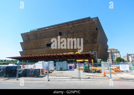 Washington DC, vers août 2015 : Le National Museum of African American History and Culture (NMAAHC) est en construction. Banque D'Images