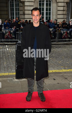 Matteo Garrone participant à la UK premiere de "conte de fées" tenue à l'Curzon Mayfair, Londres. ASSOCIATION DE PRESSE Photo. Photo date : mercredi 1er juin 2016. Crédit photo doit se lire : Ian West/PA Wire Banque D'Images