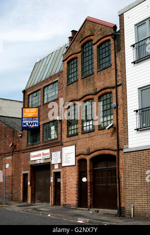 Dans les bâtiments de l'usine : Street, quartier des armes à feu, Birmingham, UK Banque D'Images